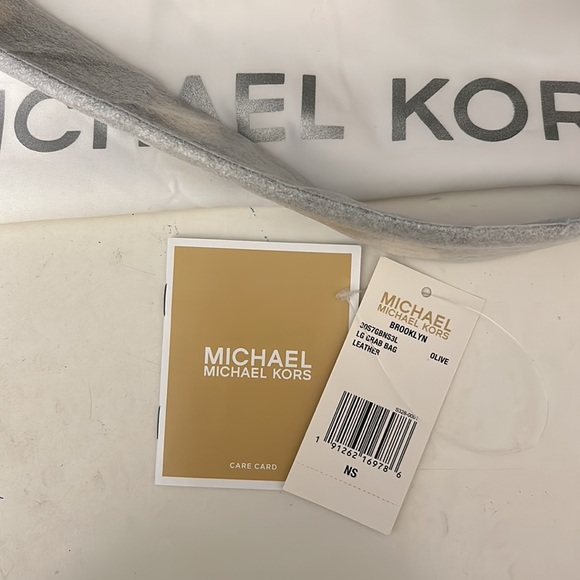 Michael Kors Brooklyn large olive leather grab bag - Picture 14 of 14